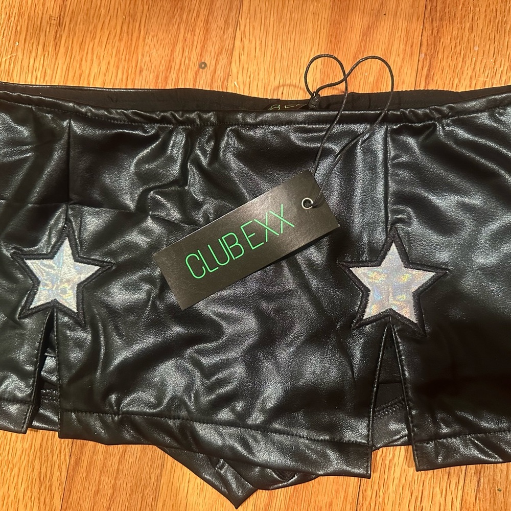 Dolls Kill Club Exx NWT XXS 
SHOOTING STARS MICRO faux leather SKORT